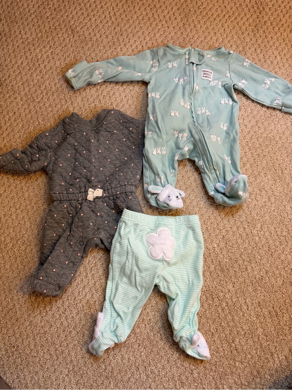 Carter’s 3-Piece Bundle (Newborn Girl)